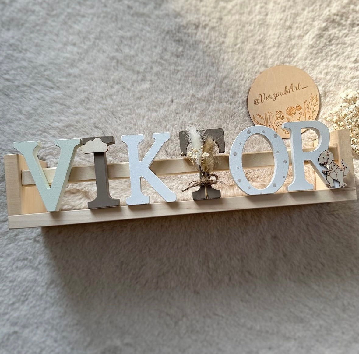 Buchstabenregal - Motiv Victor