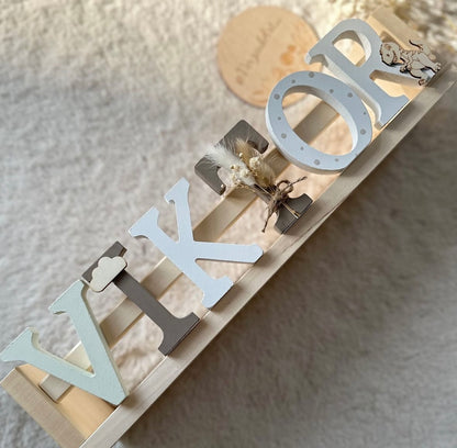 Buchstabenregal - Motiv Victor