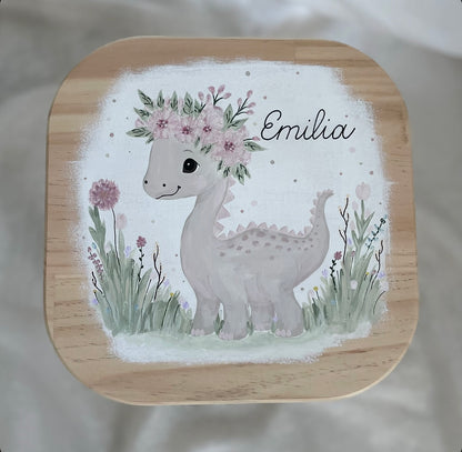 Kinderhocker - Dinomädchen mit Blumenkranz