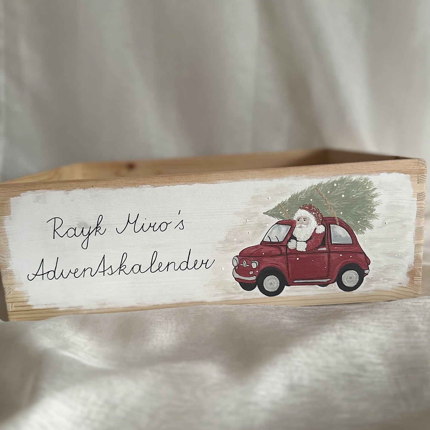 Adventkiste Weihnachtsmann + 24 befüllbare Säckchen